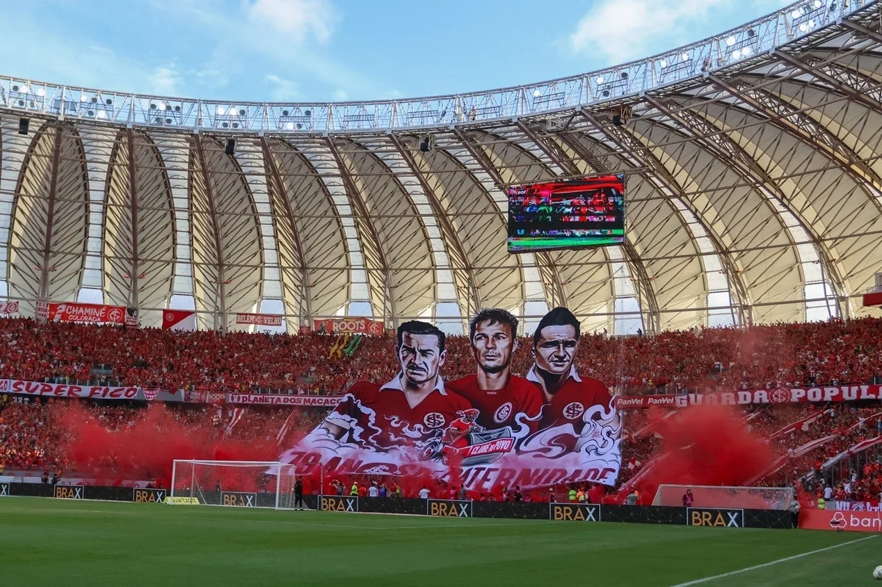 Internacional afasta mascote após jornalista fazer acusação de importunação sexual