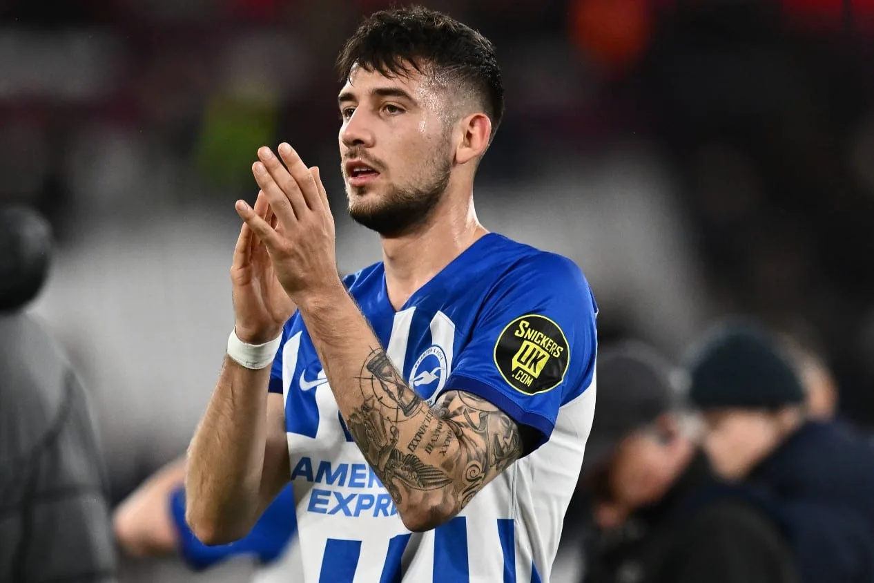 Jakub Moder pode mudar de clube na Premier League; saiba mais