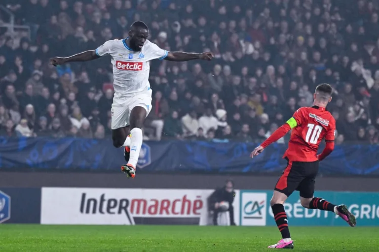 Olympique de Marselha ‘espanta’ ao não utilizar contratações na Europa League