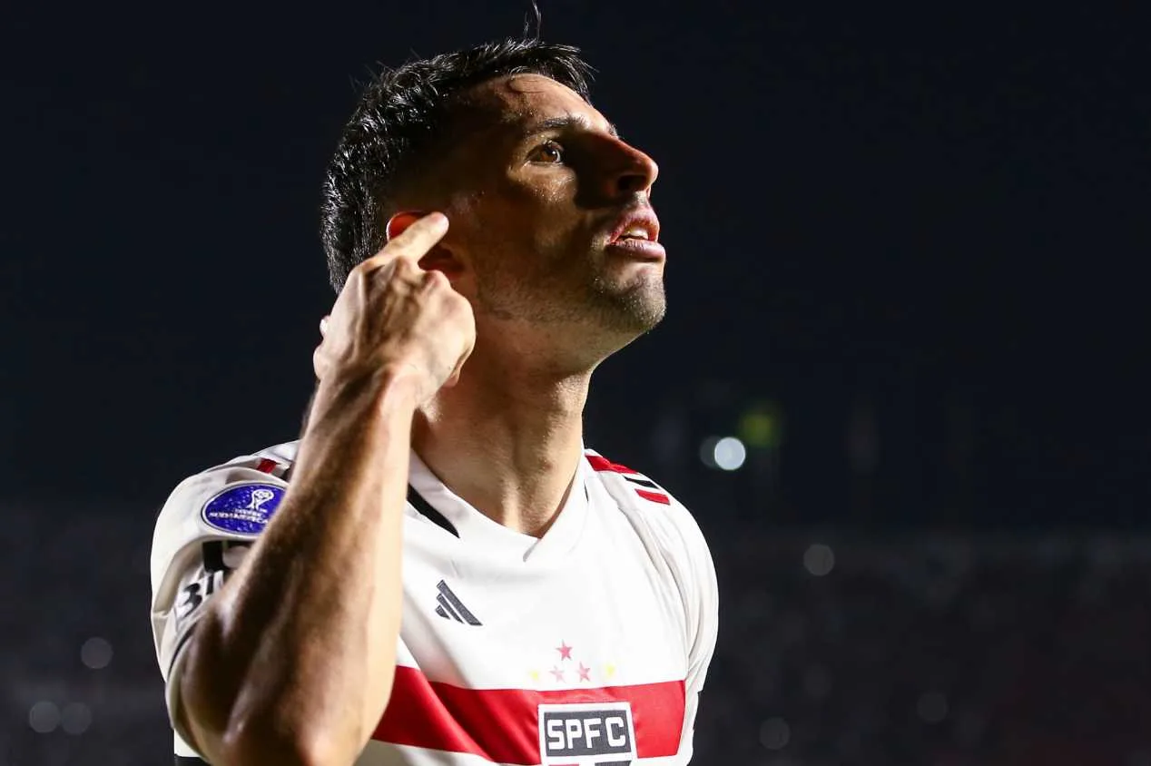 Zinho rebate Calleri sobre o Palmeiras e deixa recado ao atacante