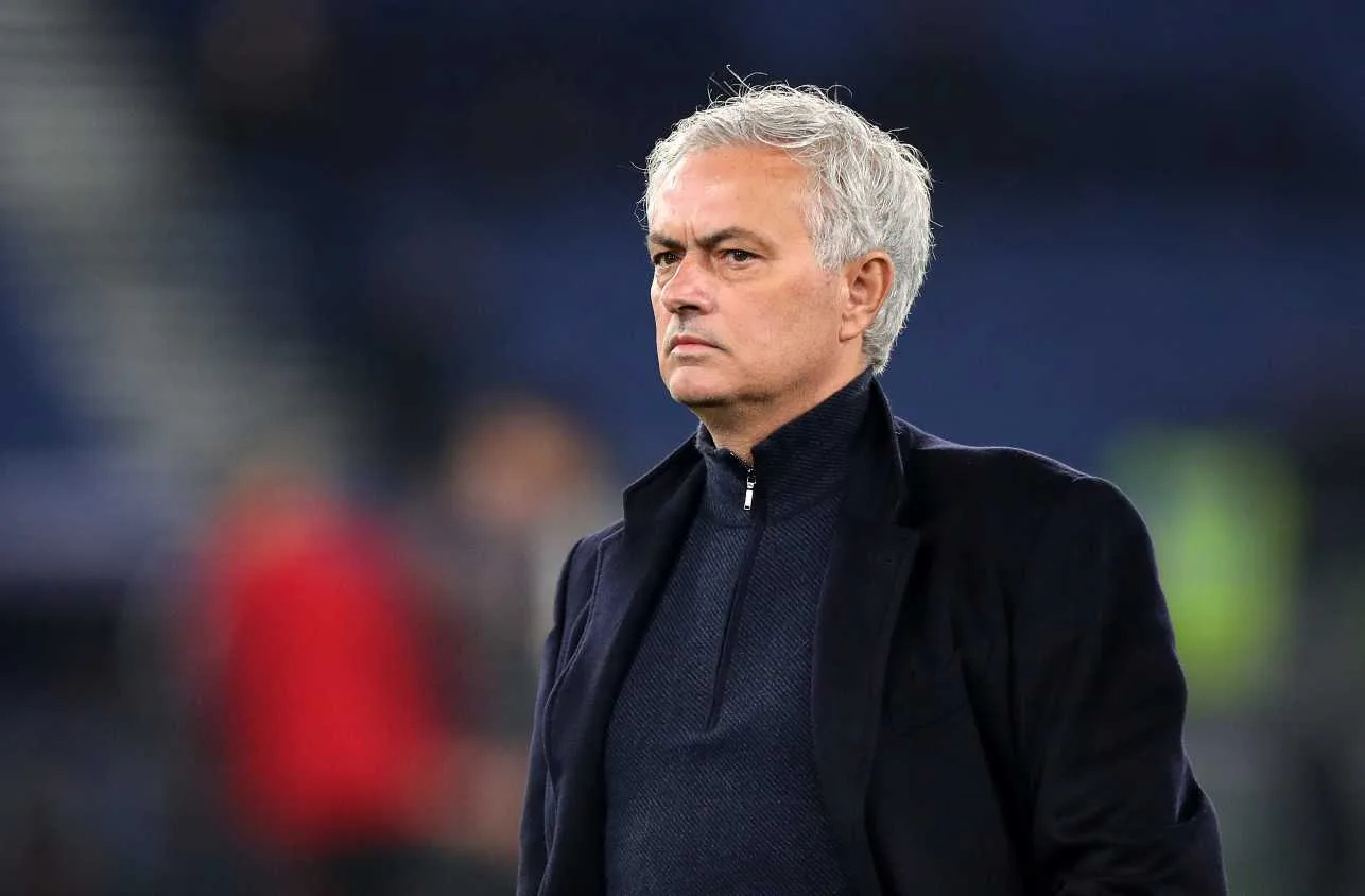 Dybala destaca parceria com Mourinho na Roma