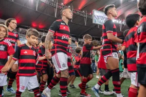 Juca Kfouri se rende ao Flamengo após vitória contra o Fluminense: “Espetacular”