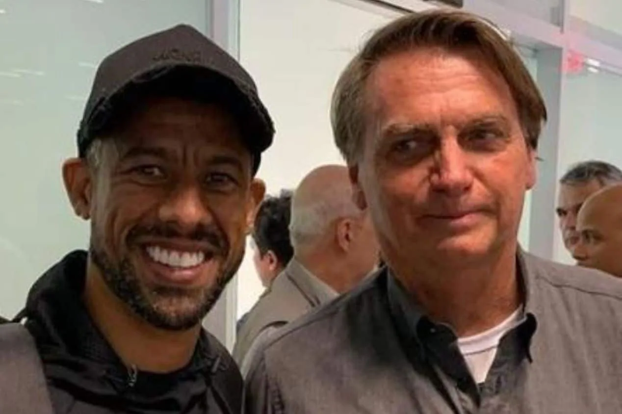Casagrande detona ex-lateral do Flamengo e dispara: “Bolsonariano”
