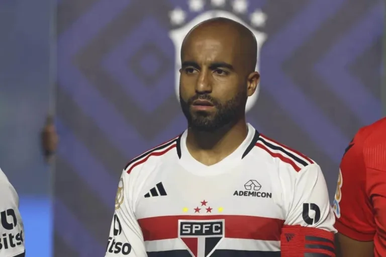 Vampeta coloca cinco jogadores acima de Lucas Moura no futebol brasileiro