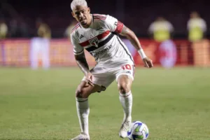 SPFC x Santos: Luciano tem gol anulado pela arbitragem; assista
