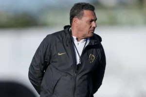 Sormani vê dois ex-técnicos de seleção fora da “primeira prateleira” no Brasil