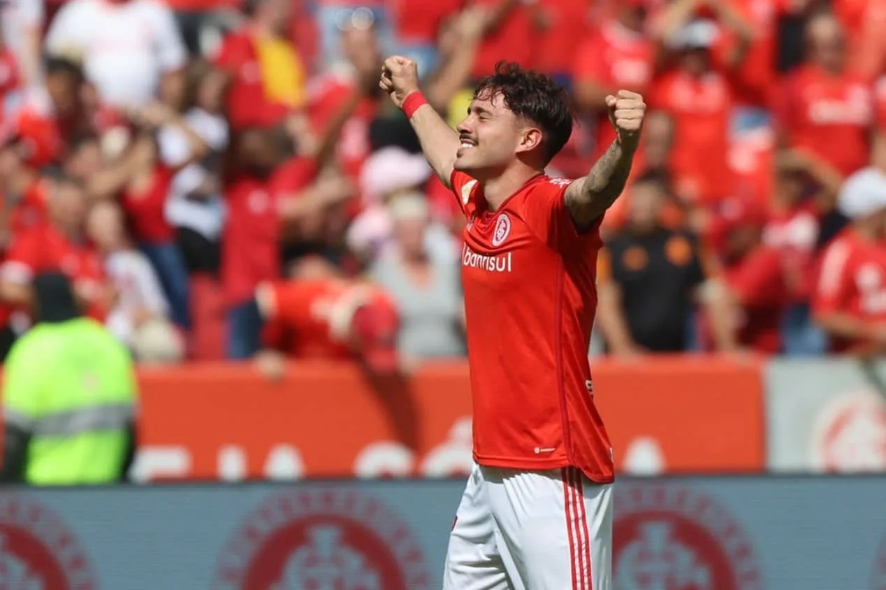 Maurício rompe o silêncio e Palmeiras define valor para fechar contratação