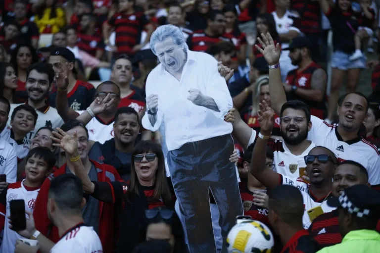 Mauro Cezar fala qual técnico do Flamengo é “incomparável” no futebol brasileiro