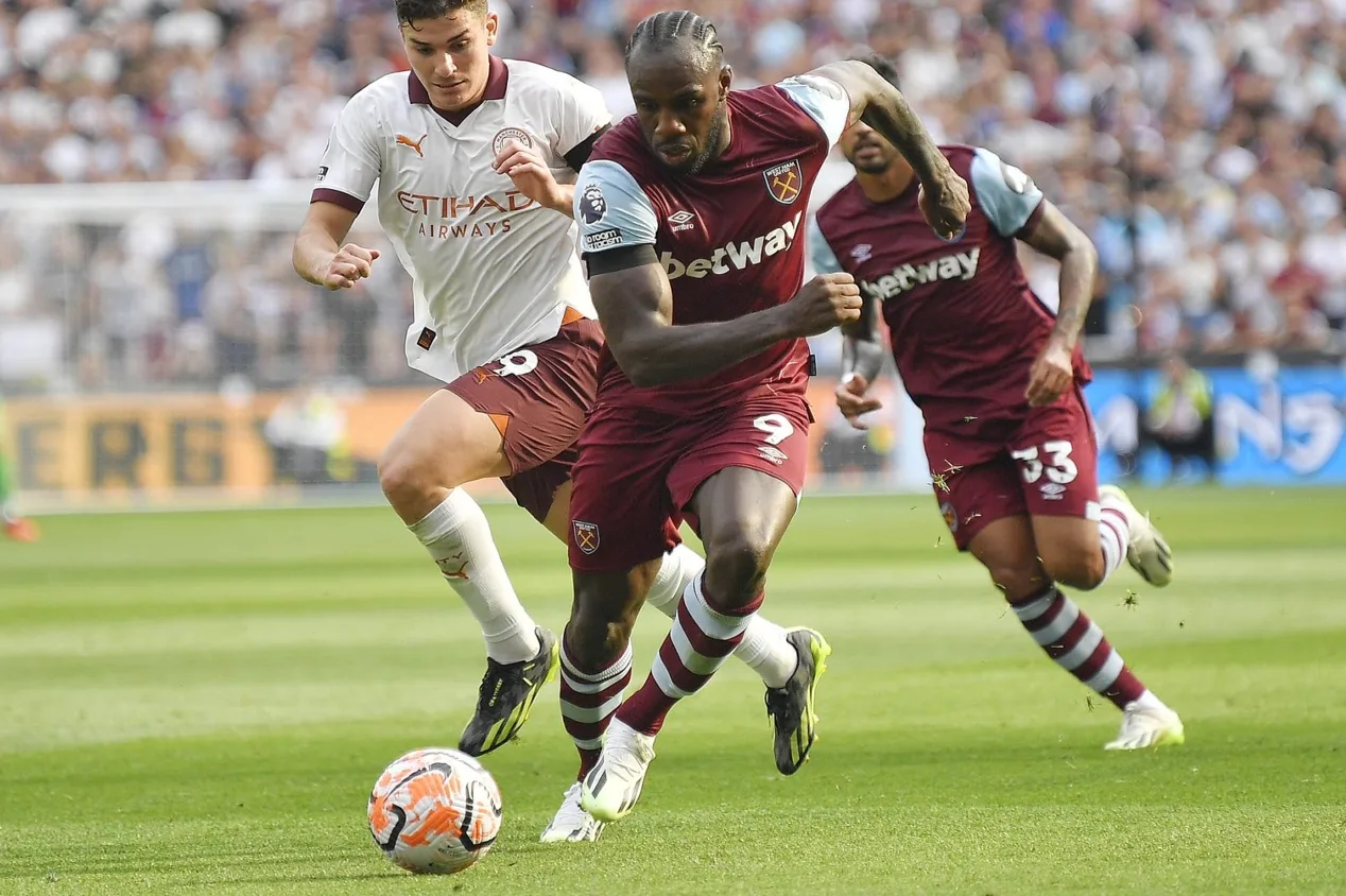 Grêmio recua em negociação por jogador da Premier League após lesão detectada