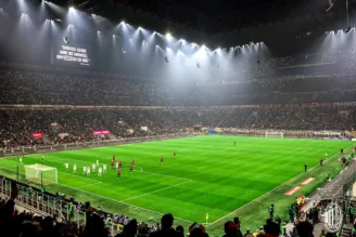 Milan x Rennes: saiba onde assistir ao jogo do Liga Europa