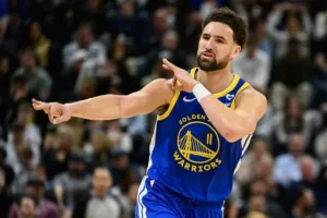 Golden State Warriors x Dallas Mavericks costuma ter placares altos; veja dicas de aposta