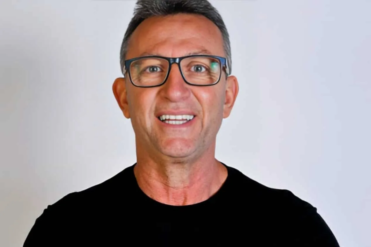 Neto aponta clube que pode ganhar a tríplice coroa no futebol brasileiro em 2024