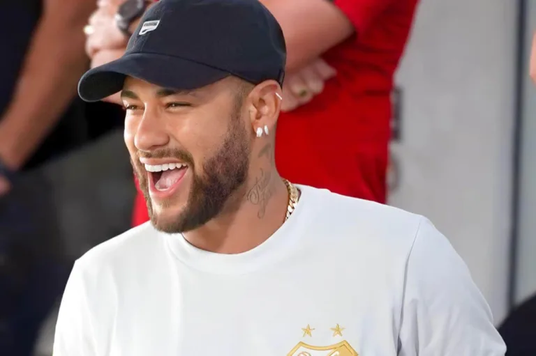 Santos acompanha de perto situação de Neymar com o Al-Hilal, diz presidente