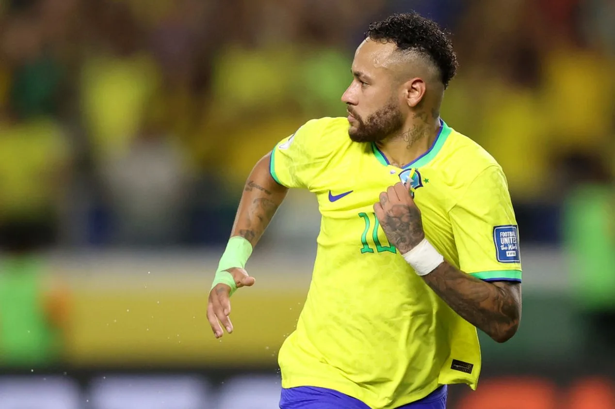 Guardiola inclui Neymar entre os cinco craques mais cobrados do futebol brasileiro