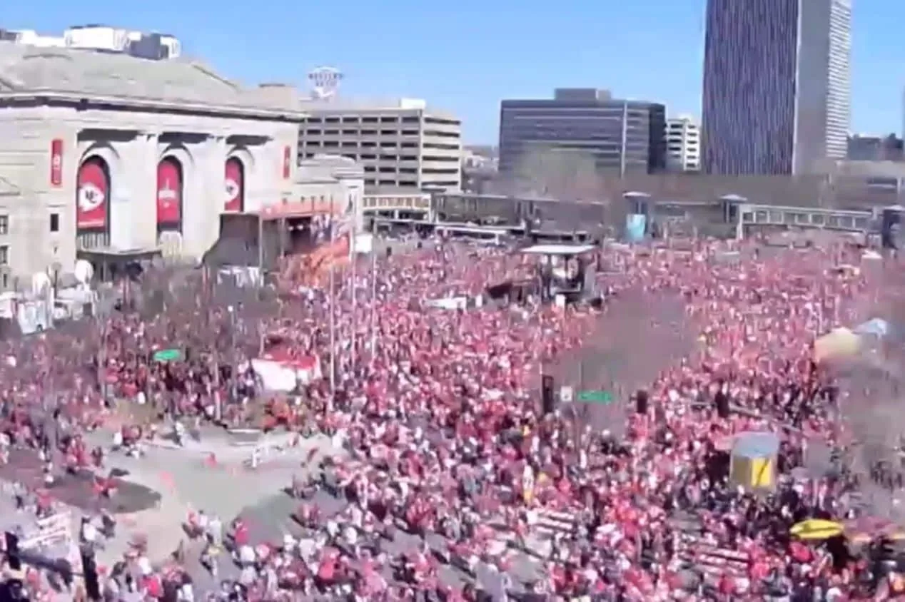 NFL: Polícia descarta terrorismo em tiroteio durante comemoração do título do Super Bowl