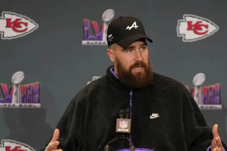 NFL: Travis Kelce explica por que relacionamento com Taylor Swift recebe tanta “atenção”