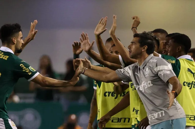 Veja os times do Brasileirão Série A que jogam hoje (12/2)