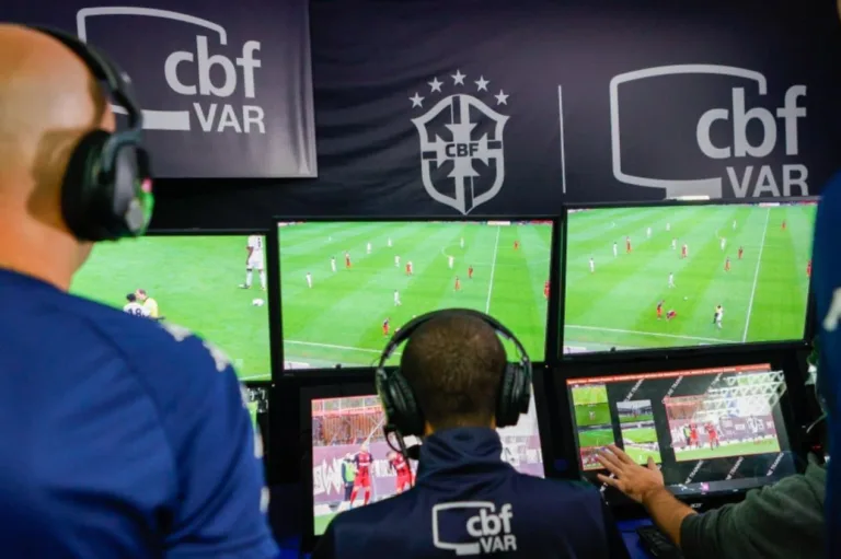 Palmeiras x SPFC pela Supercopa Rei terá novidade em relação à arbitragem