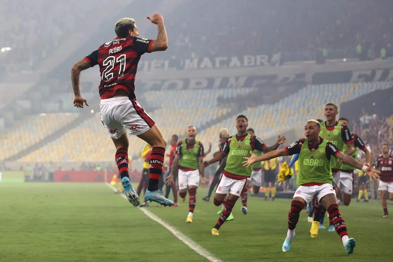 Pedro, do Flamengo, tem começo de temporada mais goleadora da carreira