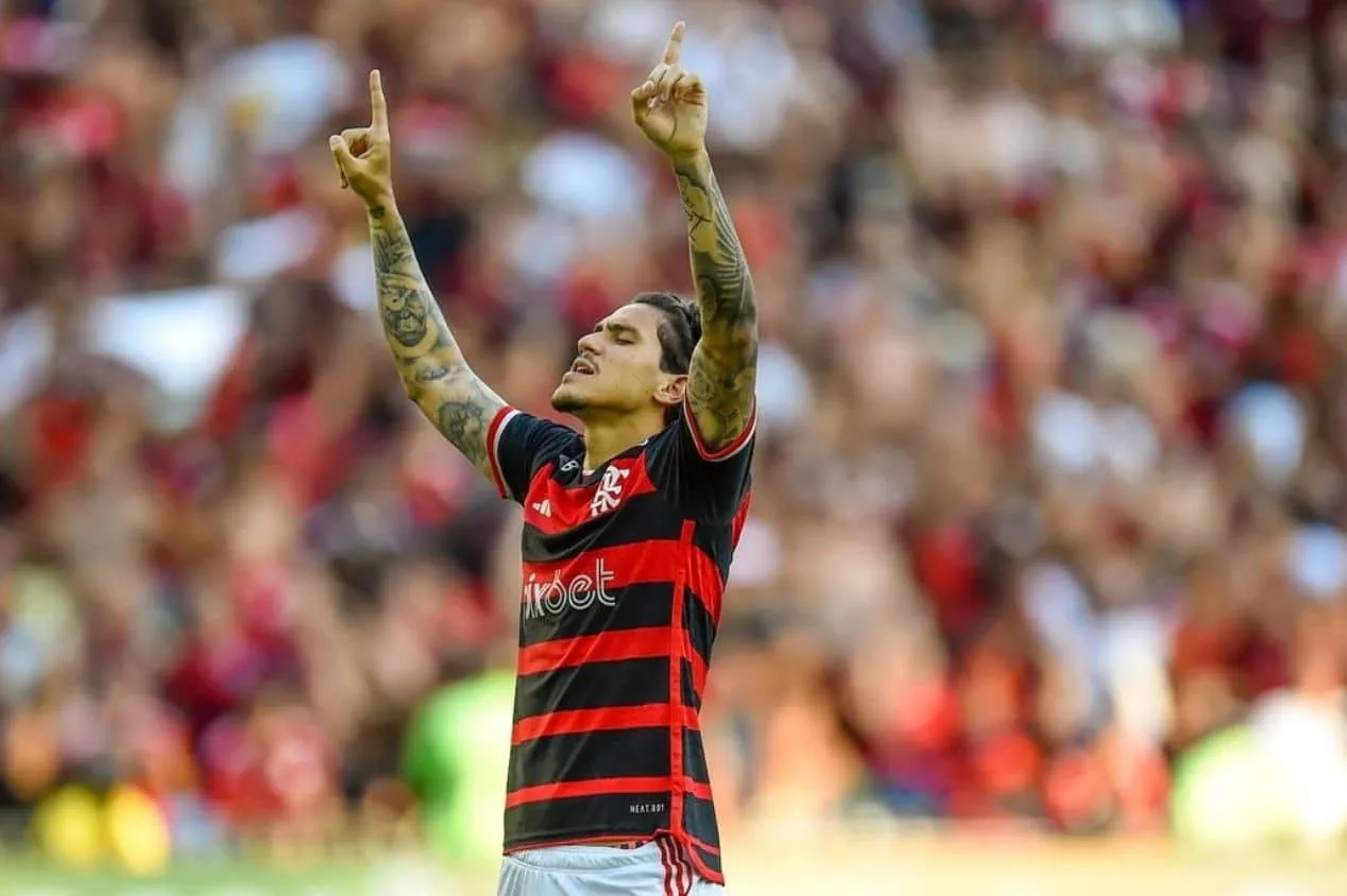 Vampeta “ignora” Pedro e elege dupla de ataque ideal do Flamengo