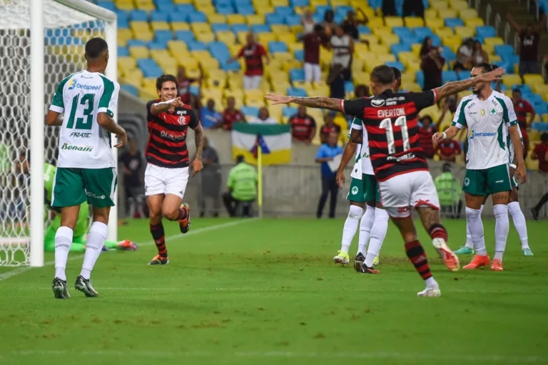 Pedro projeta Flamengo x Fluminense na próxima rodada do Carioca