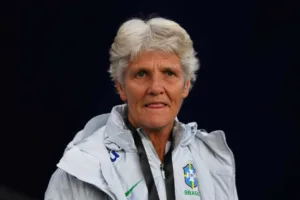 Renê Simões critica trabalho de Pia na seleção brasileira: “Time muito frio”