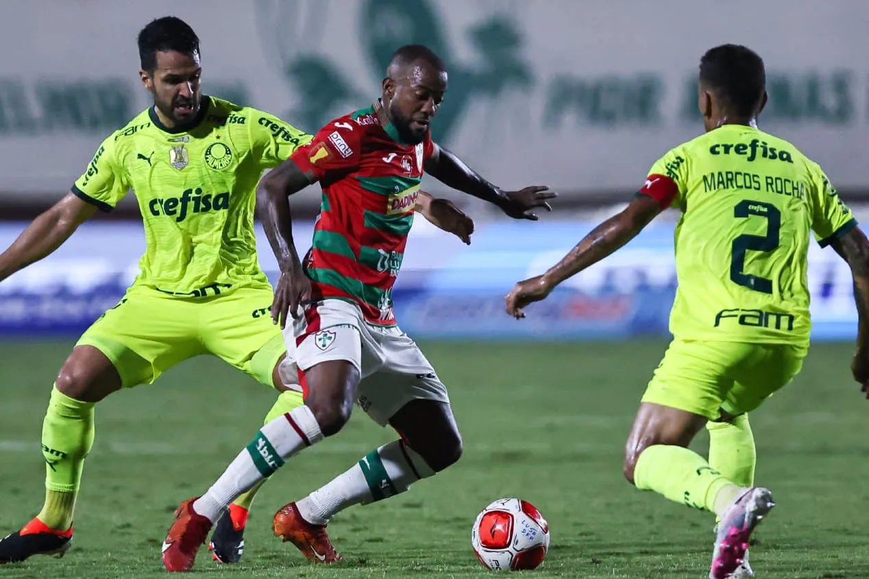 Palmeiras bate a Portuguesa e assume a melhor campanha geral do Paulistão