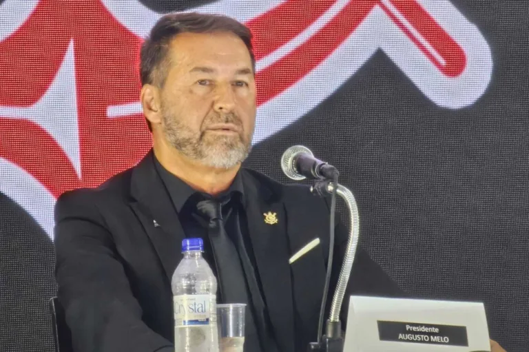Augusto Melo revela valor real de dívida bilionária do Corinthians