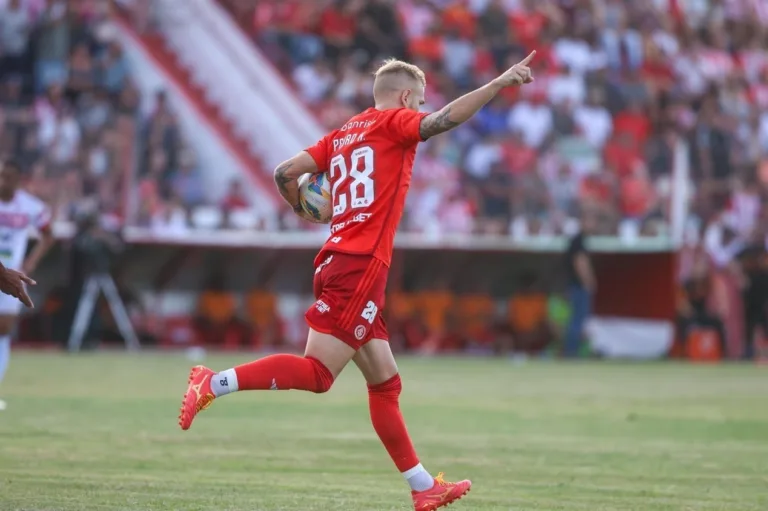 PVC dispara sobre reforço do Corinthians: “Não é para ser titular absoluto”