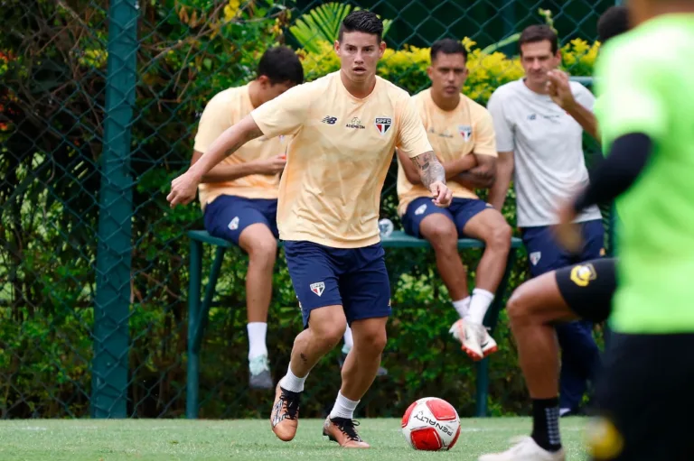 PVC aponta treta entre elenco do SPFC e James Rodríguez