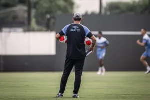 Santos tem baixa de última hora contra o Corinthians; veja relacionados
