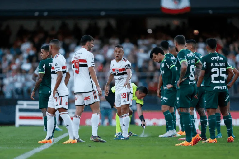 SPFC leva grande vantagem contra o Palmeiras em mata-matas; veja os números