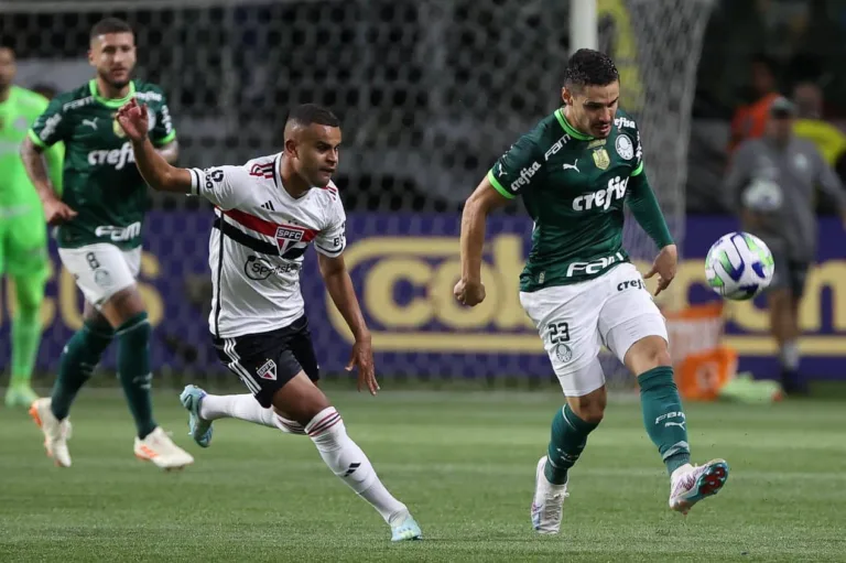 RMP reforça palpite na final Palmeiras x SPFC: “Favoritaço”