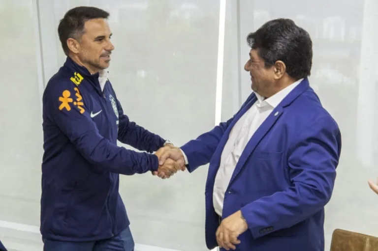 PVC aprova anúncio da CBF e “crava” futuro da seleção brasileira: “Se deixar trabalhar”