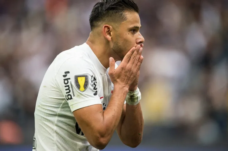 Com dois gols de Romero, Corinthians goleia o Botafogo-SP e engata segunda vitória seguida