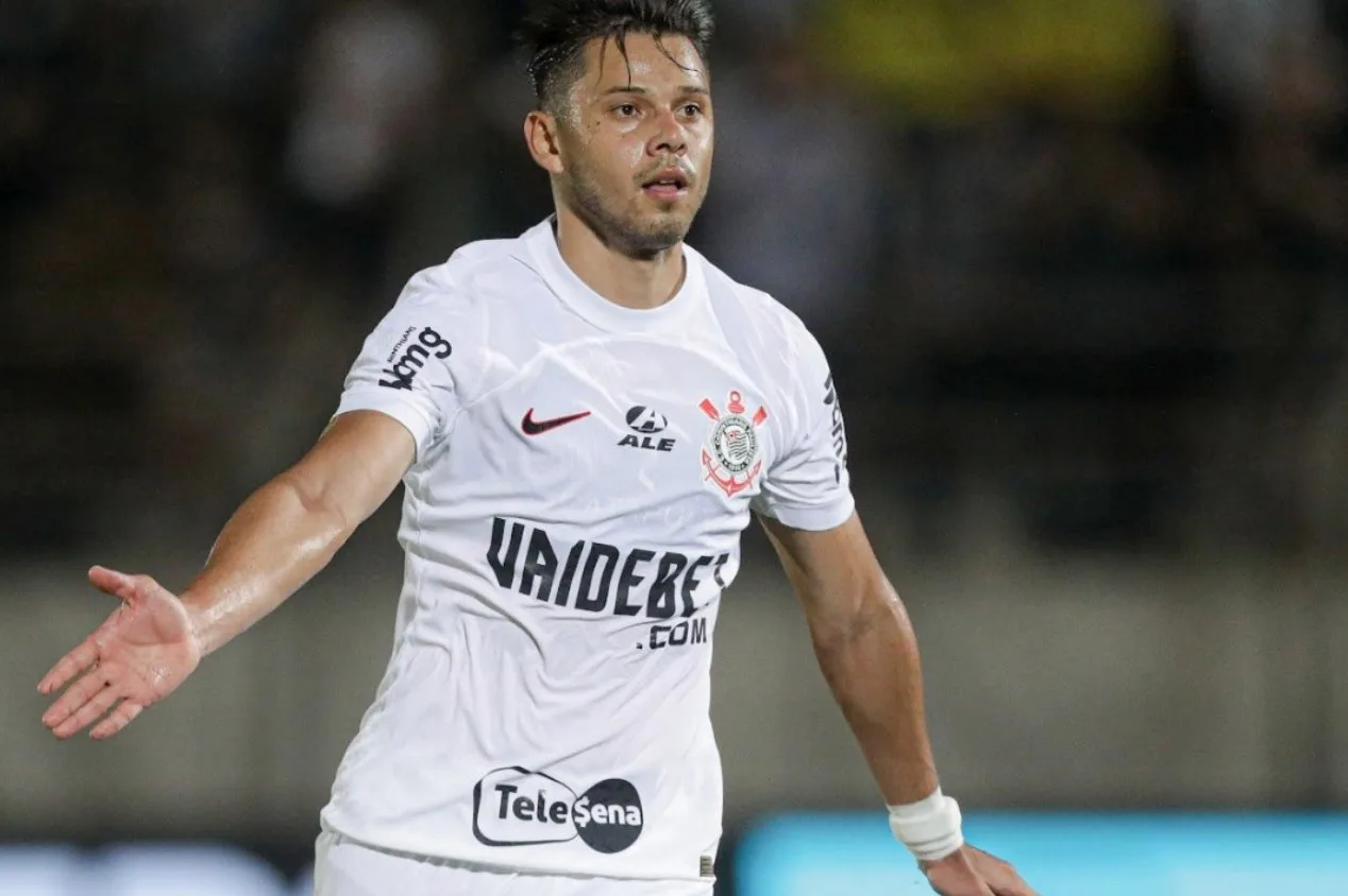 Romero se torna o 5º maior artilheiro do Corinthians no século