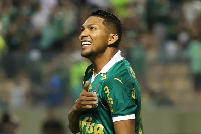 Rony iguala marca de Paulo Nunes no Palmeiras; saiba mais