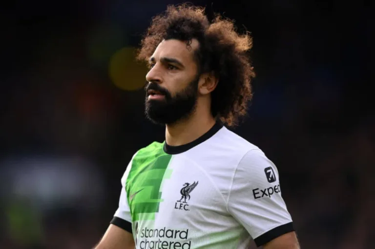Com Salah de fora, Liverpool tem seis desfalques contra Burnley pela Premier League