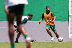 Fluminense: Fernando Diniz pode ter retorno importante contra a LDU