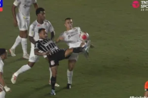 Renata Ruel vê pênalti não marcado para o Corinthians contra o Santos