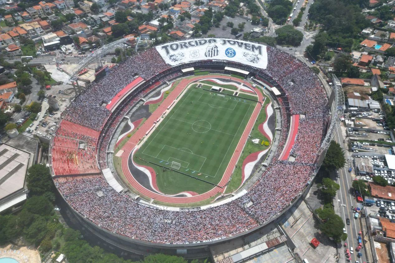 Kfouri “ignora” SPFC e crava clube “mais internacional” do futebol brasileiro