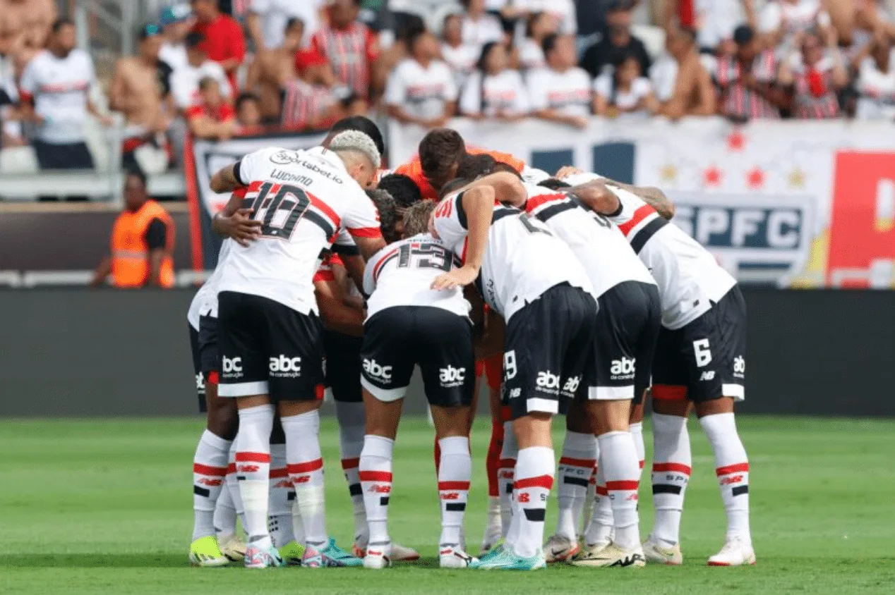 SPFC provoca o Palmeiras após ampliar vitórias contra o rival em mata-matas
