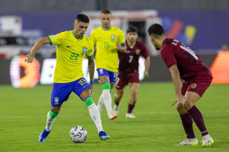 Seleção brasileira poupa titulares e perde da Venezuela no Pré-Olímpico
