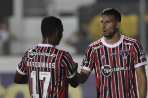 SPFC volta a enfrentar a Ponte Preta em Campinas após dois anos; relembre