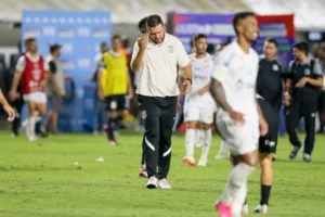 Kosloski é sincero e diz que o Corinthians briga contra o rebaixamento no Paulistão