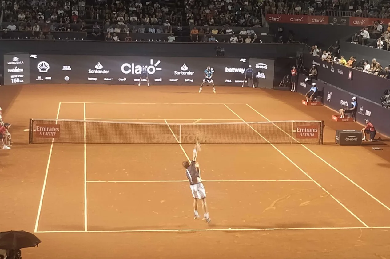 Thiago Monteiro vence Felipe Meligeni no Rio Open