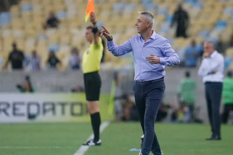 Levantamento exclusivo mostra Botafogo entre clubes brasileiros com mais técnicos diferentes