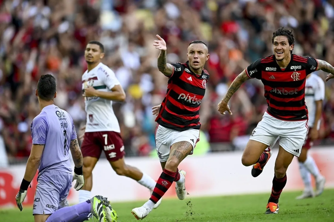 Tite cita “supremacia muito grande” do Flamengo em vitória sobre o Fluminense