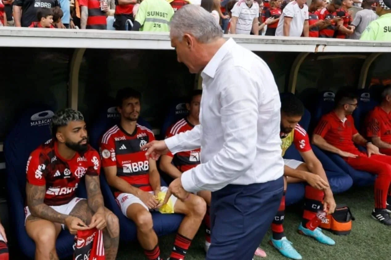 Vampeta “banca” reação de Tite após falha de Gabigol no Flamengo
