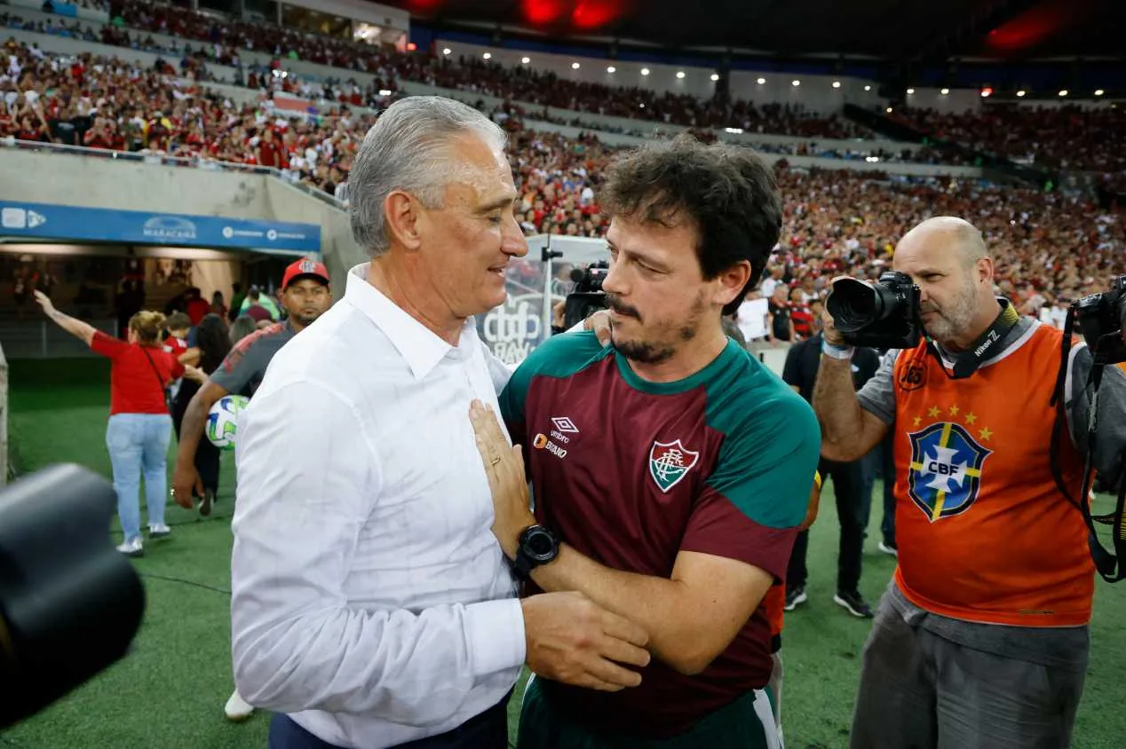 Vampeta se antecipa e crava campeão do Carioca